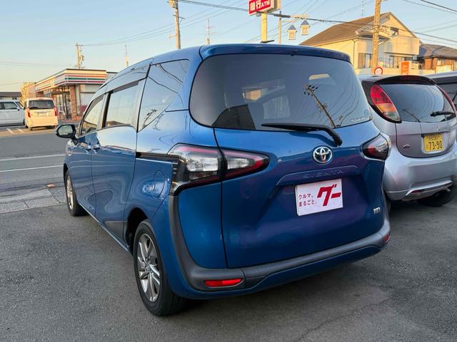 シエンタ ハイブリッドG ドライブレコーダー バックカメラ レーンアシスト 衝突被害軽減システム 両側電動スライドドア オートライト スマートキー 電動格納ミラー 3列シート CVT アルミホイール 盗難防止システム(17枚目)