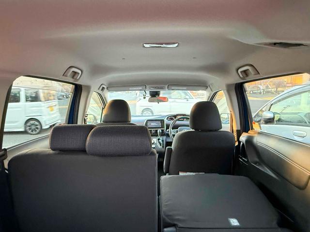 シエンタ ハイブリッドG ドライブレコーダー バックカメラ レーンアシスト 衝突被害軽減システム 両側電動スライドドア オートライト スマートキー 電動格納ミラー 3列シート CVT アルミホイール 盗難防止システム(22枚目)