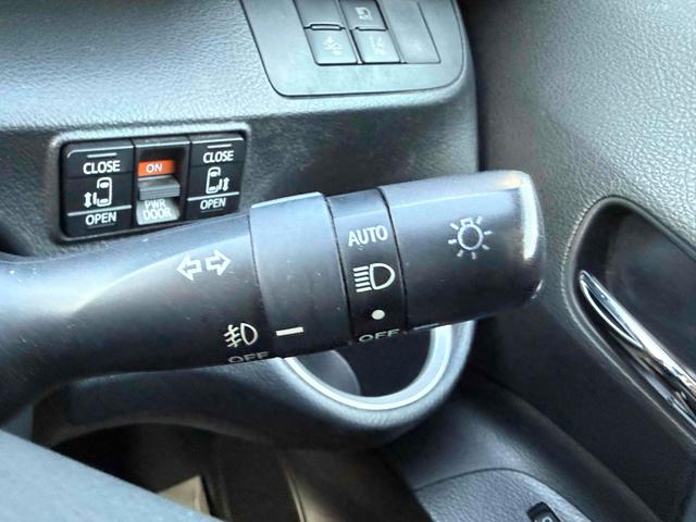 シエンタ ハイブリッドG ドライブレコーダー バックカメラ レーンアシスト 衝突被害軽減システム 両側電動スライドドア オートライト スマートキー 電動格納ミラー 3列シート CVT アルミホイール 盗難防止システム(26枚目)