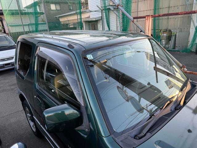 ジムニー ランドベンチャー　４ＷＤ　キーレスエントリー　電動格納ミラー　ＭＴ　ＡＢＳ　アルミホイール　衝突安全ボディ　エアコン　パワーウィンドウ（29枚目）
