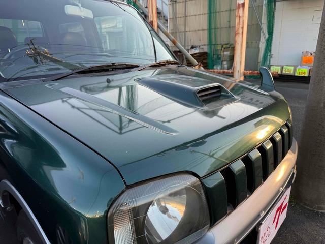 ジムニー ランドベンチャー　４ＷＤ　キーレスエントリー　電動格納ミラー　ＭＴ　ＡＢＳ　アルミホイール　衝突安全ボディ　エアコン　パワーウィンドウ（31枚目）