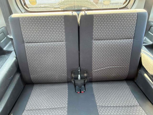 ジムニー ＸＧ　４ＷＤ　キーレスエントリー　ＭＴ　ＡＢＳ　ＣＤ　ミュージックプレイヤー接続可　衝突安全ボディ　エアコン　パワーステアリング　パワーウィンドウ（22枚目）