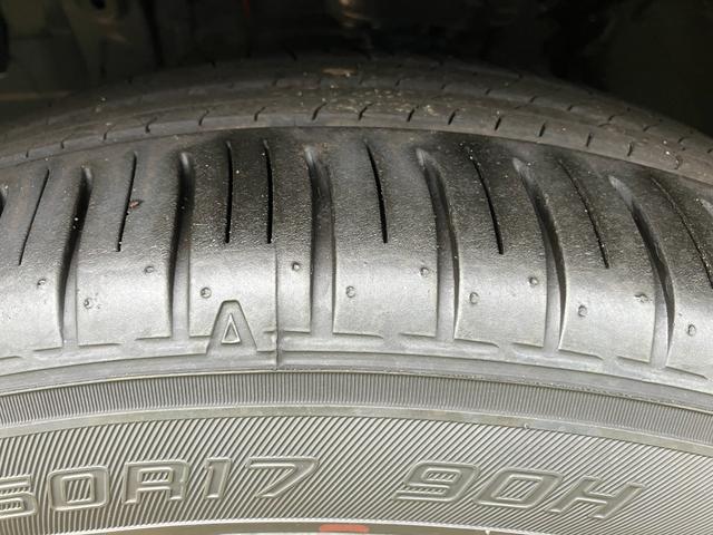 ロッキー プレミアムG HEV 17インチアルミホイール UVIRカット遮音ガラス フルLEDヘッドランプ キーフリーシステム 革巻きステアリングホイール 本革シフトノブ アクティブマルチインフォメーションメーター(11枚目)