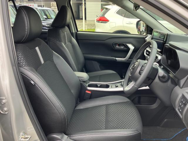 ロッキー プレミアムG HEV 17インチアルミホイール UVIRカット遮音ガラス フルLEDヘッドランプ キーフリーシステム 革巻きステアリングホイール 本革シフトノブ アクティブマルチインフォメーションメーター(20枚目)