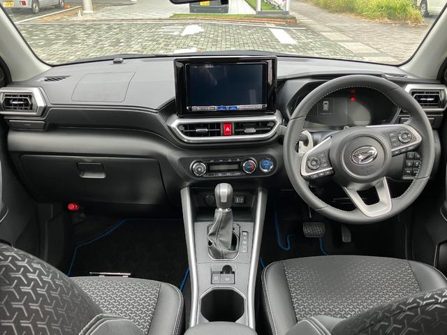 ロッキー プレミアムG HEV 17インチアルミホイール UVIRカット遮音ガラス フルLEDヘッドランプ キーフリーシステム 革巻きステアリングホイール 本革シフトノブ アクティブマルチインフォメーションメーター(23枚目)