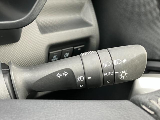 ロッキー プレミアムG HEV 17インチアルミホイール UVIRカット遮音ガラス フルLEDヘッドランプ キーフリーシステム 革巻きステアリングホイール 本革シフトノブ アクティブマルチインフォメーションメーター(27枚目)