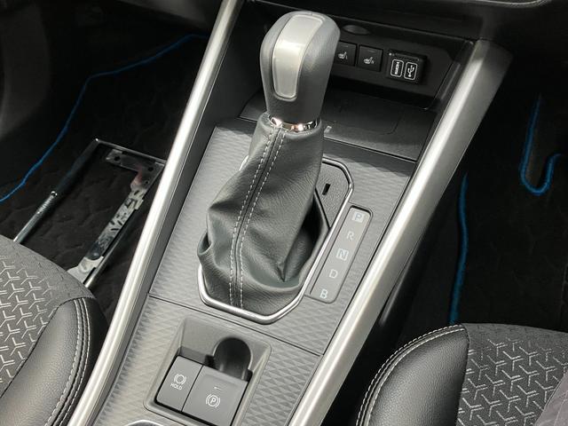 ロッキー プレミアムG HEV 17インチアルミホイール UVIRカット遮音ガラス フルLEDヘッドランプ キーフリーシステム 革巻きステアリングホイール 本革シフトノブ アクティブマルチインフォメーションメーター(35枚目)