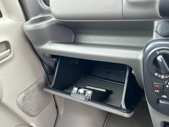 エブリイ ＪＯＩＮターボ　６型　衝突被害軽減ブレーキ　誤発進抑制機能　オートライト　スライドドア　プッシュスタート　シートヒーター　スズキセーフティーサポート　衝突被害軽減システム　横滑り防止機能　衝突安全ボディ　盗難防止システム　アイドリングストップ（40枚目）