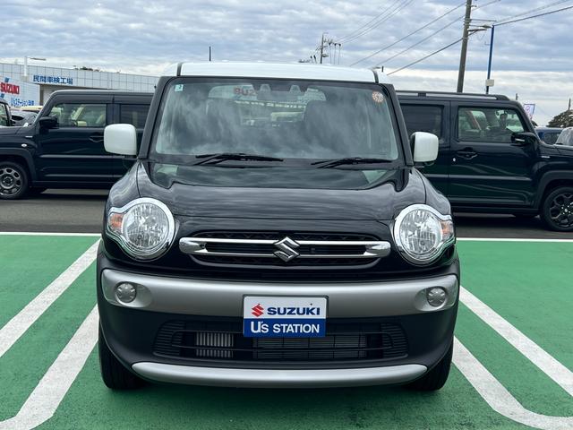 クロスビー HYBRID MV 4型 ターボエンジン LEDライト オートライト プッシュスタート シートヒーター オートエアコン スズキセーフティーサポート 衝突被害軽減システム アイドリングストップ 横滑り防止機能 盗難防止システム 衝突安全ボディ(3枚目)