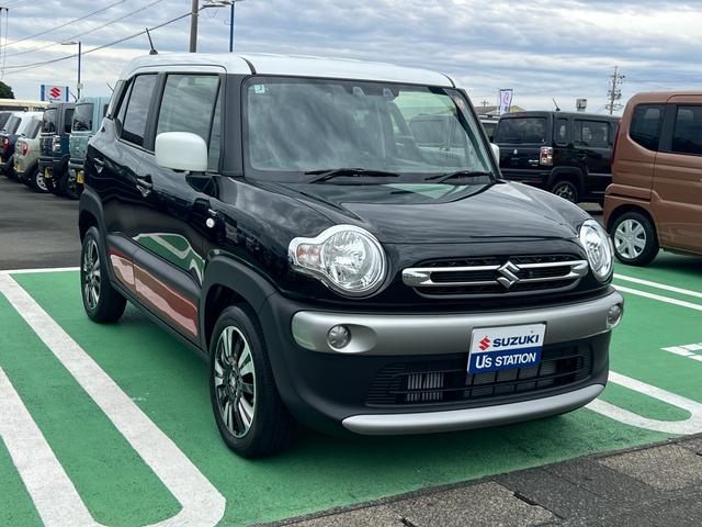 クロスビー HYBRID MV 4型 ターボエンジン LEDライト オートライト プッシュスタート シートヒーター オートエアコン スズキセーフティーサポート 衝突被害軽減システム アイドリングストップ 横滑り防止機能 盗難防止システム 衝突安全ボディ(4枚目)