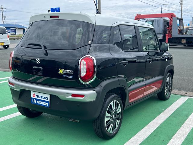 クロスビー HYBRID MV 4型 ターボエンジン LEDライト オートライト プッシュスタート シートヒーター オートエアコン スズキセーフティーサポート 衝突被害軽減システム アイドリングストップ 横滑り防止機能 盗難防止システム 衝突安全ボディ(6枚目)