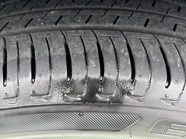 クロスビー HYBRID MV 4型 ターボエンジン LEDライト オートライト プッシュスタート シートヒーター オートエアコン スズキセーフティーサポート 衝突被害軽減システム アイドリングストップ 横滑り防止機能 盗難防止システム 衝突安全ボディ(14枚目)