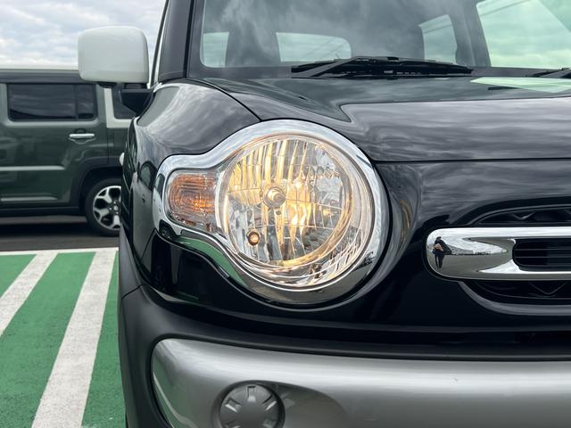 クロスビー HYBRID MV 4型 ターボエンジン LEDライト オートライト プッシュスタート シートヒーター オートエアコン スズキセーフティーサポート 衝突被害軽減システム アイドリングストップ 横滑り防止機能 盗難防止システム 衝突安全ボディ(18枚目)