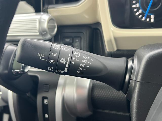 クロスビー HYBRID MV 4型 ターボエンジン LEDライト オートライト プッシュスタート シートヒーター オートエアコン スズキセーフティーサポート 衝突被害軽減システム アイドリングストップ 横滑り防止機能 盗難防止システム 衝突安全ボディ(43枚目)