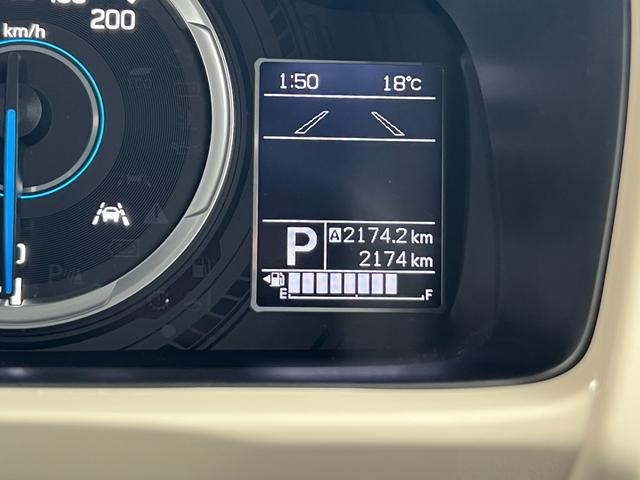 クロスビー HYBRID MV 4型 ターボエンジン LEDライト オートライト プッシュスタート シートヒーター オートエアコン スズキセーフティーサポート 衝突被害軽減システム アイドリングストップ 横滑り防止機能 盗難防止システム 衝突安全ボディ(68枚目)