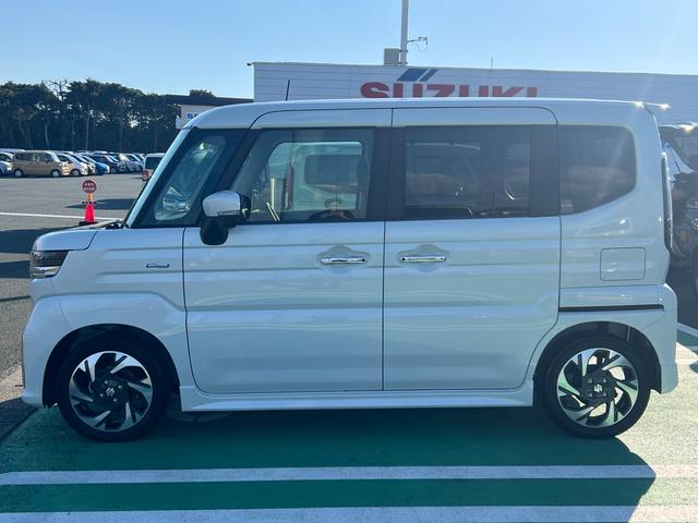 スペーシアカスタム HYBRID XS 全方位モニター付きナビ スズキコネクト スズキコネクト対応車 バックカメラ オートライト Bluetooth スライドドア 純正ナビ プッシュスタート シートヒーター オートエアコン スズキセーフティーサポート 衝突被害軽減システム(9枚目)