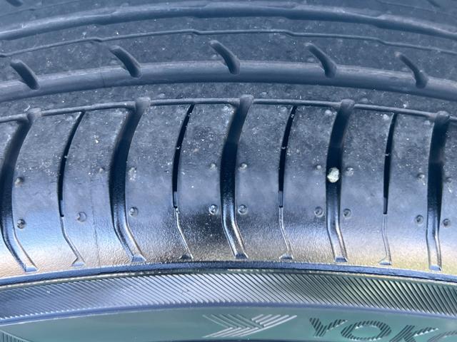 スペーシアカスタム HYBRID XS 全方位モニター付きナビ スズキコネクト スズキコネクト対応車 バックカメラ オートライト Bluetooth スライドドア 純正ナビ プッシュスタート シートヒーター オートエアコン スズキセーフティーサポート 衝突被害軽減システム(11枚目)