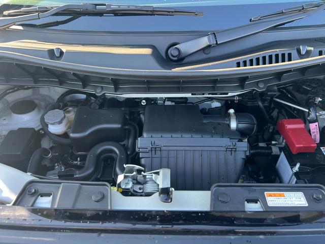 スペーシアカスタム HYBRID XS 全方位モニター付きナビ スズキコネクト スズキコネクト対応車 バックカメラ オートライト Bluetooth スライドドア 純正ナビ プッシュスタート シートヒーター オートエアコン スズキセーフティーサポート 衝突被害軽減システム(18枚目)