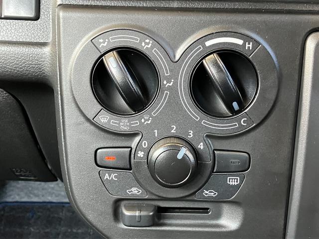 アルト ＨＹＢＲＩＤ　Ｓ　２型　バックカメラ付ディスプレーオーディオ　バックカメラ　オートライト　Ｂｌｕｅｔｏｏｔｈ　シートヒーター　スズキセーフティーサポート　衝突被害軽減システム　アイドリングストップ　横滑り防止機能　衝突安全ボディ　盗難防止システム（26枚目）