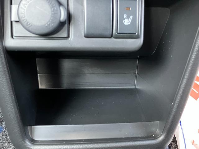 アルト ＨＹＢＲＩＤ　Ｓ　２型　バックカメラ付ディスプレーオーディオ　バックカメラ　オートライト　Ｂｌｕｅｔｏｏｔｈ　シートヒーター　スズキセーフティーサポート　衝突被害軽減システム　アイドリングストップ　横滑り防止機能　衝突安全ボディ　盗難防止システム（36枚目）