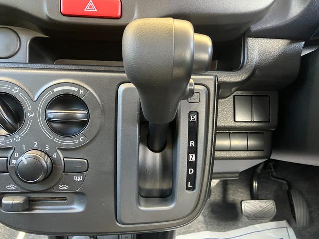 アルト L 2型 衝突被害軽減ブレーキ 誤発進抑制機能 オートライト スズキセーフティーサポート 衝突被害軽減システム アイドリングストップ 横滑り防止機能 衝突安全ボディ キーレスエントリー(24枚目)