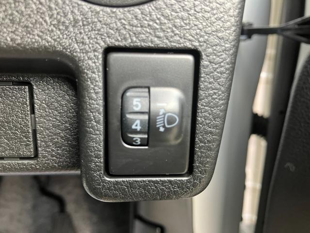 アルト L 2型 衝突被害軽減ブレーキ 誤発進抑制機能 オートライト スズキセーフティーサポート 衝突被害軽減システム アイドリングストップ 横滑り防止機能 衝突安全ボディ キーレスエントリー(29枚目)