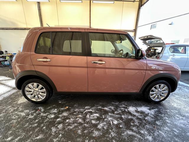 アルトラパン Ｘ　５型　全方位カメラパッケージ　ＬＥＤライト　オートライト　プッシュスタート　シートヒーター　オートエアコン　スズキセーフティーサポート　衝突被害軽減システム　アイドリングストップ　横滑り防止機能　衝突安全ボディ　盗難防止システム（5枚目）