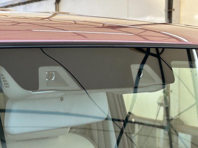 アルトラパン Ｘ　５型　全方位カメラパッケージ　ＬＥＤライト　オートライト　プッシュスタート　シートヒーター　オートエアコン　スズキセーフティーサポート　衝突被害軽減システム　アイドリングストップ　横滑り防止機能　衝突安全ボディ　盗難防止システム（12枚目）