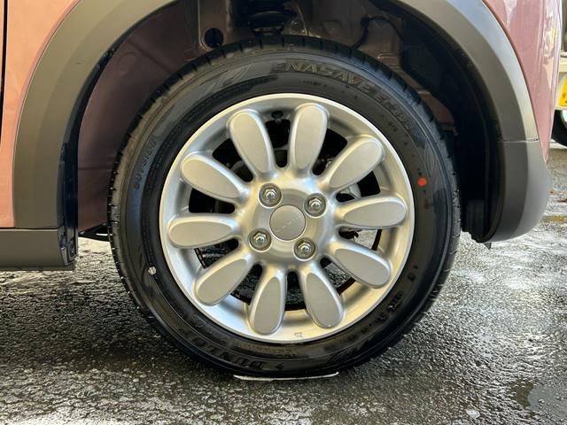 アルトラパン Ｘ　５型　全方位カメラパッケージ　ＬＥＤライト　オートライト　プッシュスタート　シートヒーター　オートエアコン　スズキセーフティーサポート　衝突被害軽減システム　アイドリングストップ　横滑り防止機能　衝突安全ボディ　盗難防止システム（13枚目）