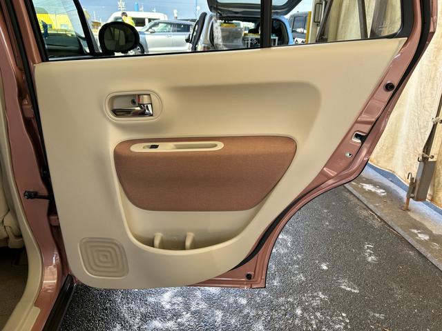 アルトラパン Ｘ　５型　全方位カメラパッケージ　ＬＥＤライト　オートライト　プッシュスタート　シートヒーター　オートエアコン　スズキセーフティーサポート　衝突被害軽減システム　アイドリングストップ　横滑り防止機能　衝突安全ボディ　盗難防止システム（32枚目）