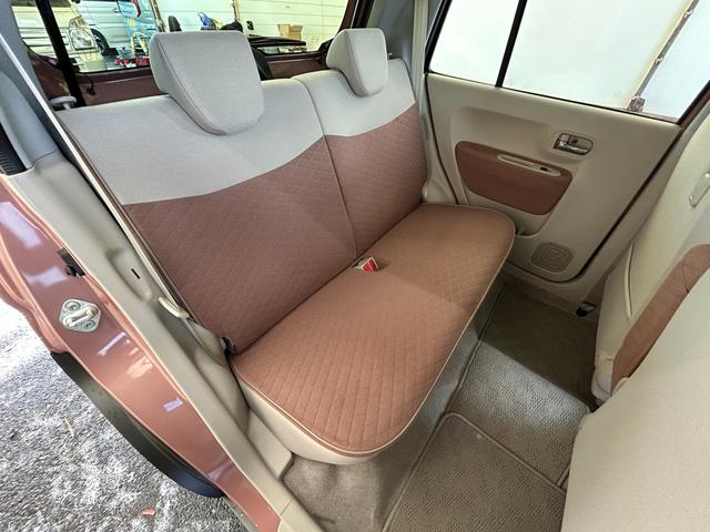 アルトラパン Ｘ　５型　全方位カメラパッケージ　ＬＥＤライト　オートライト　プッシュスタート　シートヒーター　オートエアコン　スズキセーフティーサポート　衝突被害軽減システム　アイドリングストップ　横滑り防止機能　衝突安全ボディ　盗難防止システム（33枚目）