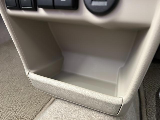 アルトラパン Ｘ　５型　全方位カメラパッケージ　ＬＥＤライト　オートライト　プッシュスタート　シートヒーター　オートエアコン　スズキセーフティーサポート　衝突被害軽減システム　アイドリングストップ　横滑り防止機能　衝突安全ボディ　盗難防止システム（56枚目）