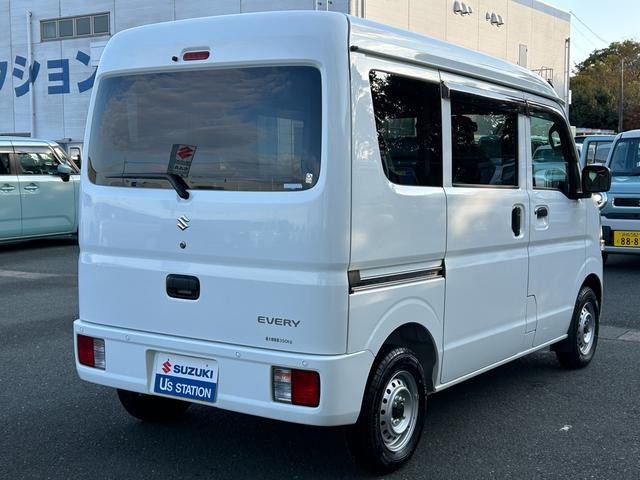 エブリイ PA 6型 5速マニュアル 両側スライドドア オートライト スライドドア 禁煙車 横滑り防止機能 衝突安全ボディ AM/FMラジオ(7枚目)
