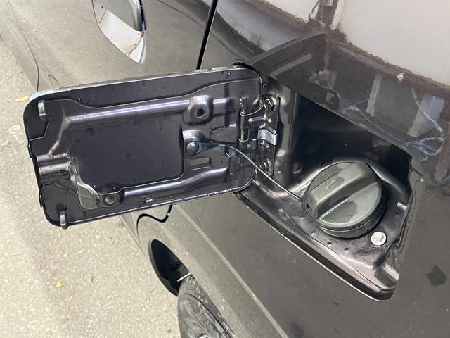 �K�\�����������͂����̈ʒu�ɂ���܂��B�Z���t�K�\�����X�^���h�ŕ֗��ł�