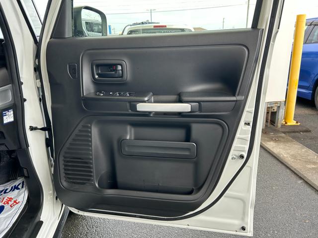 スペーシアギア ＨＹＢＲＩＤ　ＸＺ　３型　全方位モニター付メモリーナビ　バックカメラ　オートライト　Ｂｌｕｅｔｏｏｔｈ　スライドドア　純正ナビ　プッシュスタート　シートヒーター　オートエアコン　スズキセーフティーサポート　衝突被害軽減システム　アイドリングストップ（33枚目）