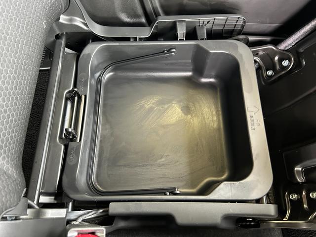 スペーシアギア ＨＹＢＲＩＤ　ＸＺ　３型　全方位モニター付メモリーナビ　バックカメラ　オートライト　Ｂｌｕｅｔｏｏｔｈ　スライドドア　純正ナビ　プッシュスタート　シートヒーター　オートエアコン　スズキセーフティーサポート　衝突被害軽減システム　アイドリングストップ（69枚目）