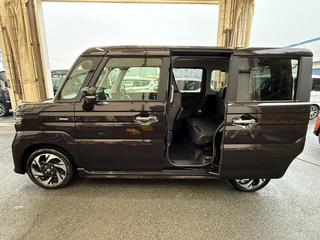 スペーシアカスタム ＨＹＢＲＩＤ　ＸＳターボ　全方位モニター付メモリーナビ　スズキコネクト対応車　バックカメラ　オートライト　Ｂｌｕｅｔｏｏｔｈ　スライドドア　純正ナビ　プッシュスタート　シートヒーター　オートエアコン　スズキセーフティーサポート　衝突被害軽減システム（11枚目）