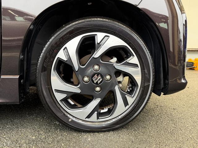 スペーシアカスタム ＨＹＢＲＩＤ　ＸＳターボ　全方位モニター付メモリーナビ　スズキコネクト対応車　バックカメラ　オートライト　Ｂｌｕｅｔｏｏｔｈ　スライドドア　純正ナビ　プッシュスタート　シートヒーター　オートエアコン　スズキセーフティーサポート　衝突被害軽減システム（17枚目）
