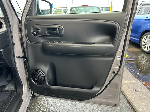 ワゴンＲスマイル ＨＹＢＲＩＤ　Ｓ　３型　電動スライドドア　ＬＥＤライト　オートライト　スライドドア　プッシュスタート　シートヒーター　オートエアコン　スズキセーフティーサポート　衝突被害軽減システム　アイドリングストップ　横滑り防止機能　衝突安全ボディ　盗難防止システム（29枚目）