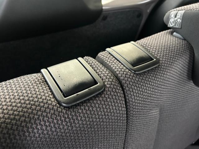 ワゴンＲスマイル ＨＹＢＲＩＤ　Ｓ　３型　電動スライドドア　ＬＥＤライト　オートライト　スライドドア　プッシュスタート　シートヒーター　オートエアコン　スズキセーフティーサポート　衝突被害軽減システム　アイドリングストップ　横滑り防止機能　衝突安全ボディ　盗難防止システム（32枚目）