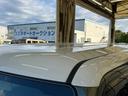 ルーフアンテナは前後に可倒式で自動洗車機の使用などで便利です