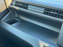 インパネにも収納スペースがあります