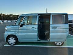 �礭���������饤�ɥɥ������ξ¦�˺��ѡ�������־�Ǥ�ɥ��γ��Ĥ˵���Ȥ鷺�˾��ߤ�Ǥ��ޤ� 5