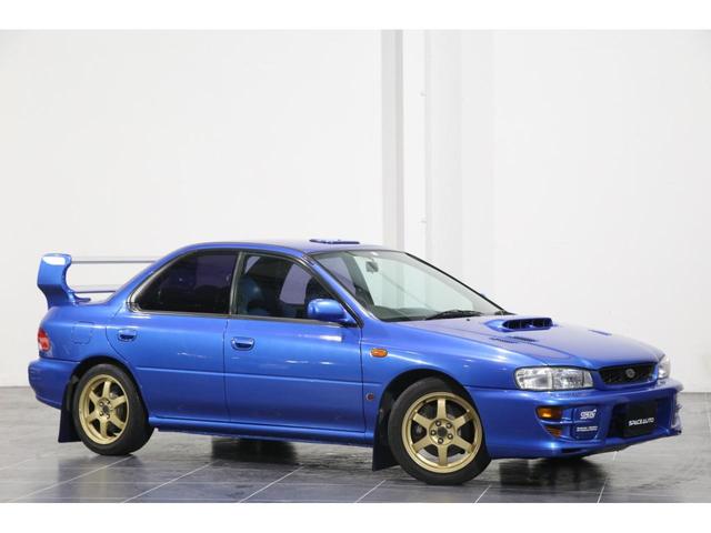 ＷＲＸ　ＲＡ　ＳＴｉバージョンＶＩ　リミテッド　平成１２年式／ＥＪ２０ターボ／ワンオーナー車／フルノーマル車／純正ＲＡＹＳ１６インチアルミ／／純正大型リアスポイラー／ルーフベンチレーター(7枚目)