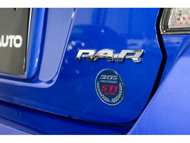 ＷＲＸ ＳＴＩ タイプＲＡ－Ｒ　／平成３０年式／ＳＴＩパフォーマンスＰＫＧ／ＳＴＩドライカーボンリアウイング＆トランクスポイラー／ＳＴＩクイックシフト／ＲＯＷＥＮマフラー／Ｄｅｆｉ追加メーター／カロッツェリアナビ＆フルセグＴＶ（6枚目）