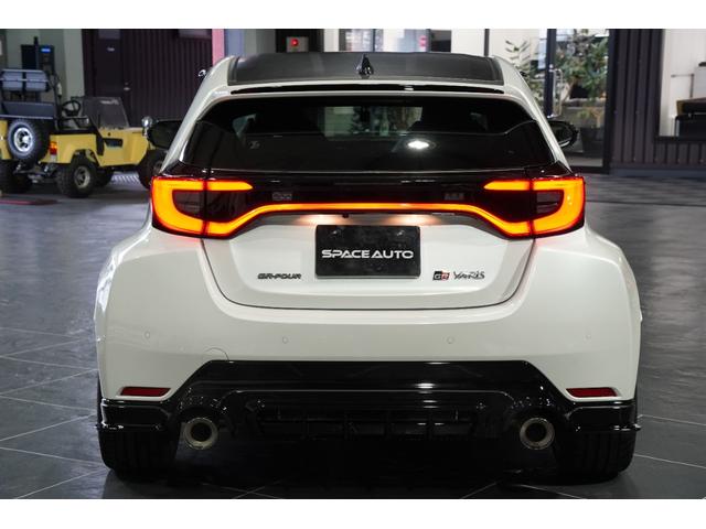 ＧＲヤリス ＲＺ　ハイパフォーマンス　／ＧＲエアロパーツ／クーリングＰＫＧ／ナビＰＫＧ／マーブルカーボンルーフ（5枚目）