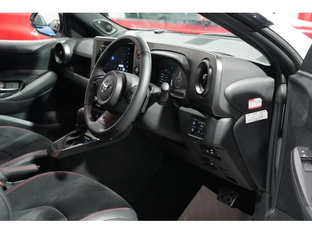 ＧＲヤリス ＲＺ　ハイパフォーマンス　／ＧＲエアロパーツ／クーリングＰＫＧ／ナビＰＫＧ／マーブルカーボンルーフ（14枚目）