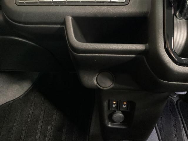 フレアクロスオーバー ハイブリッドＸＳ　ＨＹＢＲＩＤ　ＸＳ　ＣＶＴ　ＦＦ・２ＷＤ　メモリーナビゲーション　ＣＤ・ＤＶＤ　地デジＴＶ　Ｂｌｕｅｔｏｏｔｈ（7枚目）