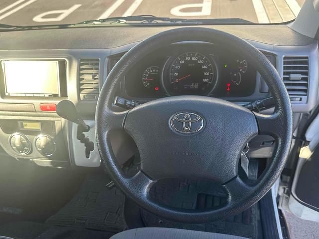 レジアスエースバン  スーパーGL ETC ナビ TV 電動格納ミラー AT ローダウン アルミホイール CD USB ABS 運転席エアバッグ(2枚目)