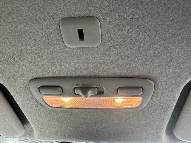 レジアスエースバン  スーパーGL ETC ナビ TV 電動格納ミラー AT ローダウン アルミホイール CD USB ABS 運転席エアバッグ(10枚目)